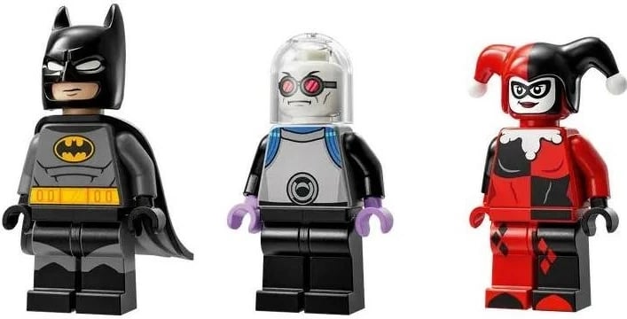 Set LEGO Super Heroes 76274 Batman me Batmobile kundër Harley Quinn dhe Mr. Freeze