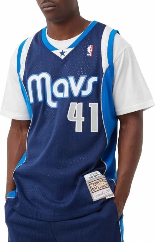 Maicë për meshkuj Mitchell & Ness, NBA Swingman Dallas Mavericks Dirk Nowitzki, blu e errët