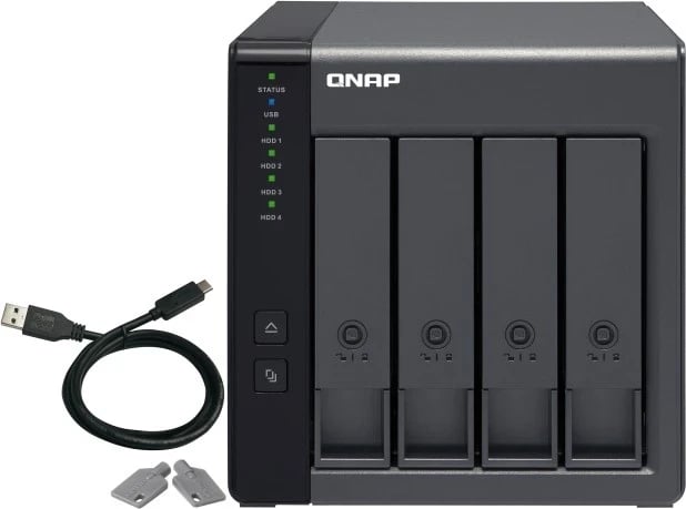 Server, QNAP TR-004, e zeze