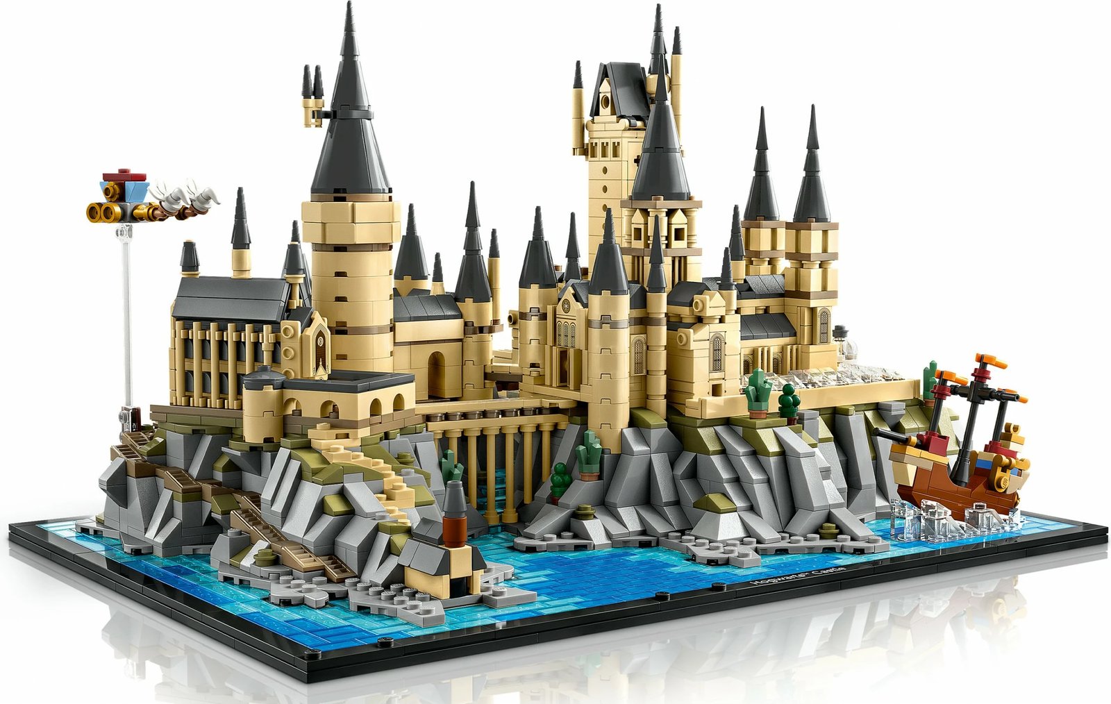 Set ndërtimi LEGO Hogwarts™ Castle and Grounds, 2660 copë