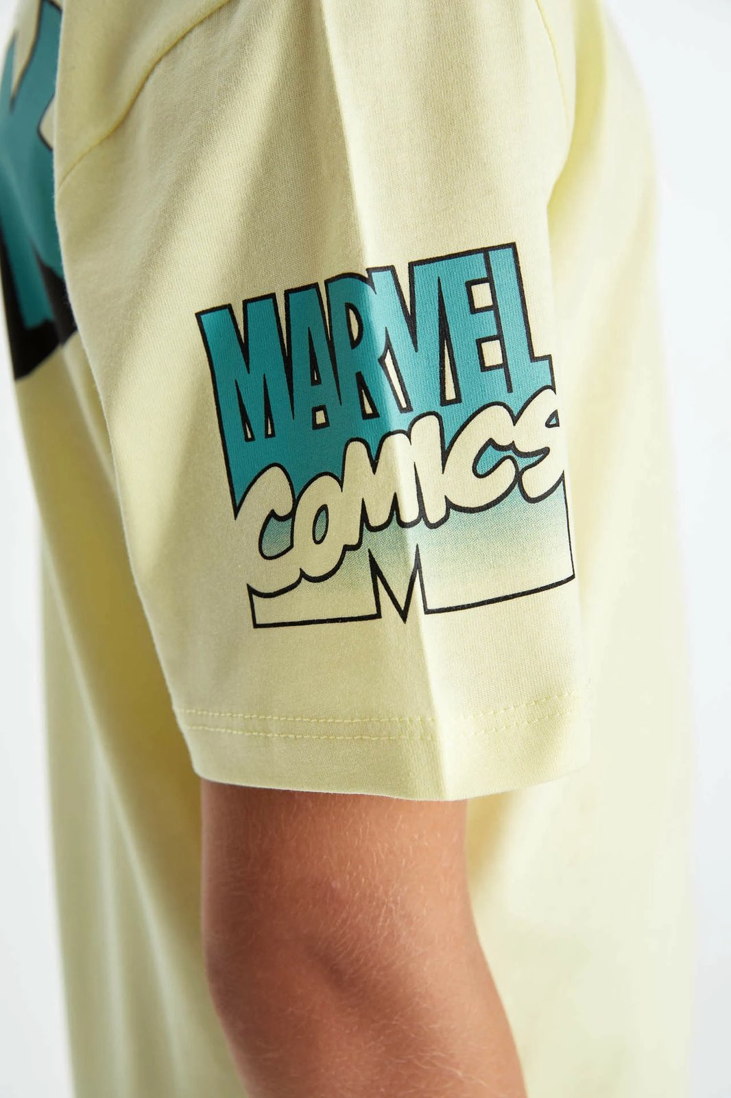 Maicë për fëmijë DeFacto Marvel Comics, e verdhë