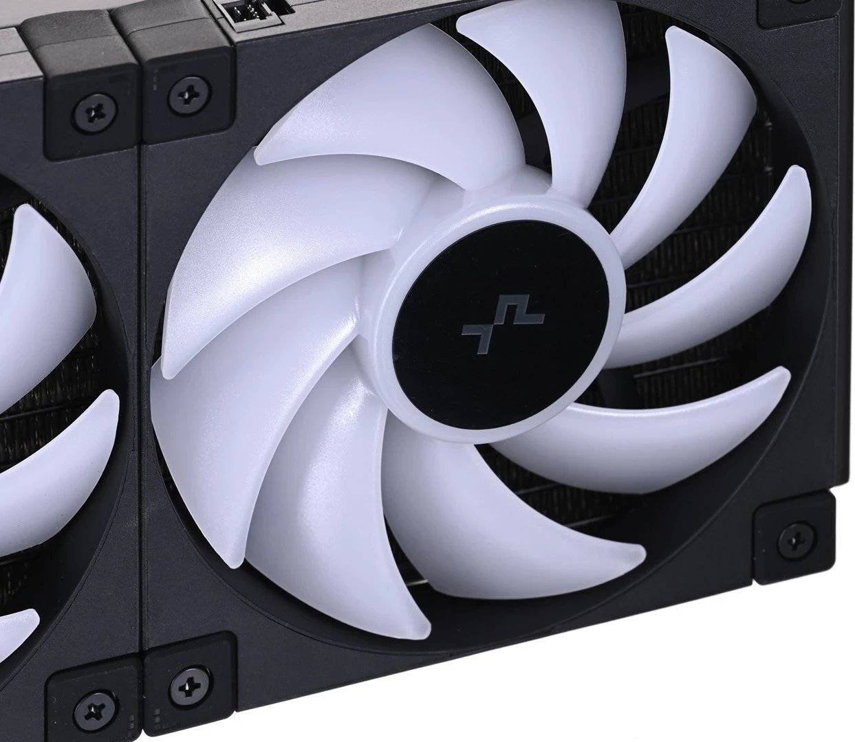 Ftohës DeepCool R-LD240, i zi 