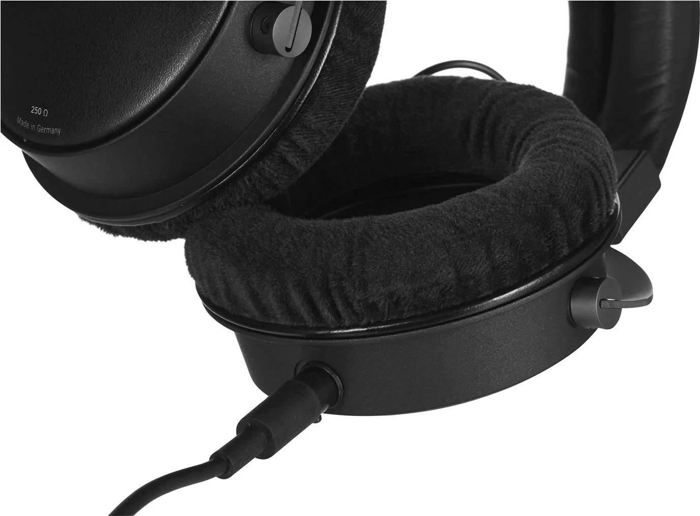 Kufje studio Beyerdynamic DT 1770 PRO, 250 Ω, të mbyllura, të zeza