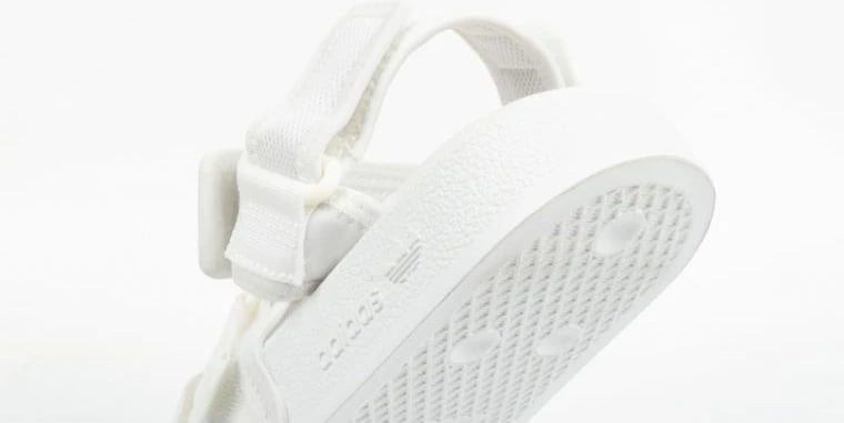 Sandale adidas Adilette H67272, të bardha