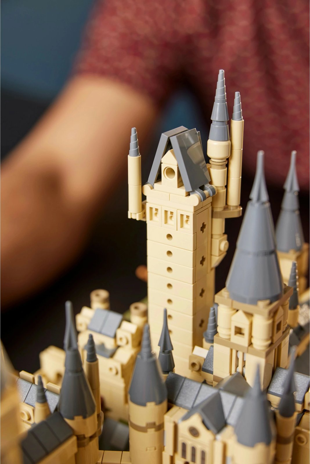 Set ndërtimi LEGO Hogwarts™ Castle and Grounds, 2660 copë