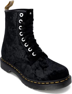 Çizme për femra Dr. Martens, të zeza