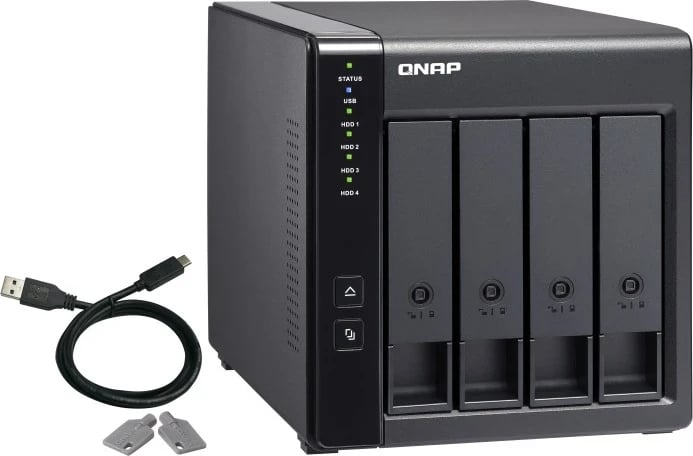 Server, QNAP TR-004, e zeze