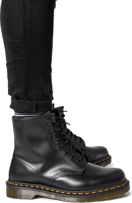 Çizme për meshkuj Dr. Martens, të zeza