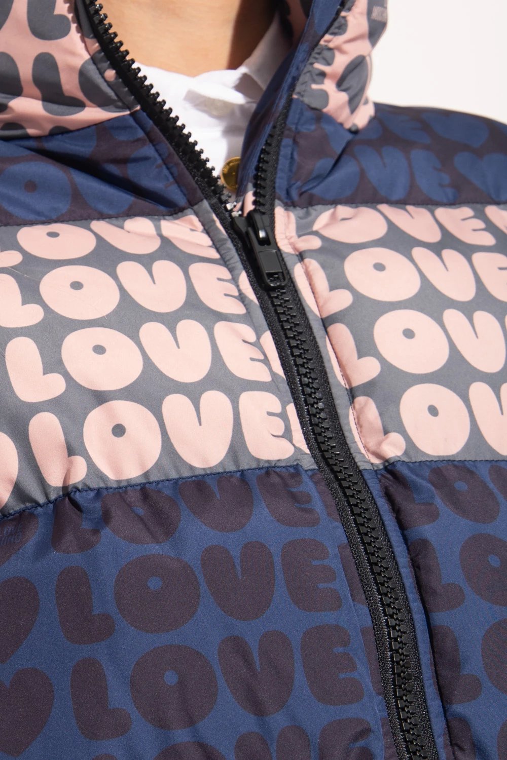 Jakne për femra Love Moschino, shumëngjyrëshe