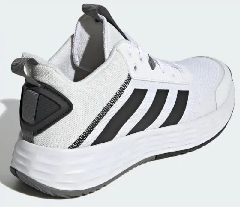 Atlete basketbolli adidas për meshkuj, të bardha