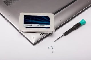 SSD Crucial MX500 1TB SATA III 2.5", ngjyrë argjendi