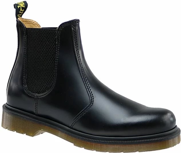 Atlete Dr Martens, të zeza