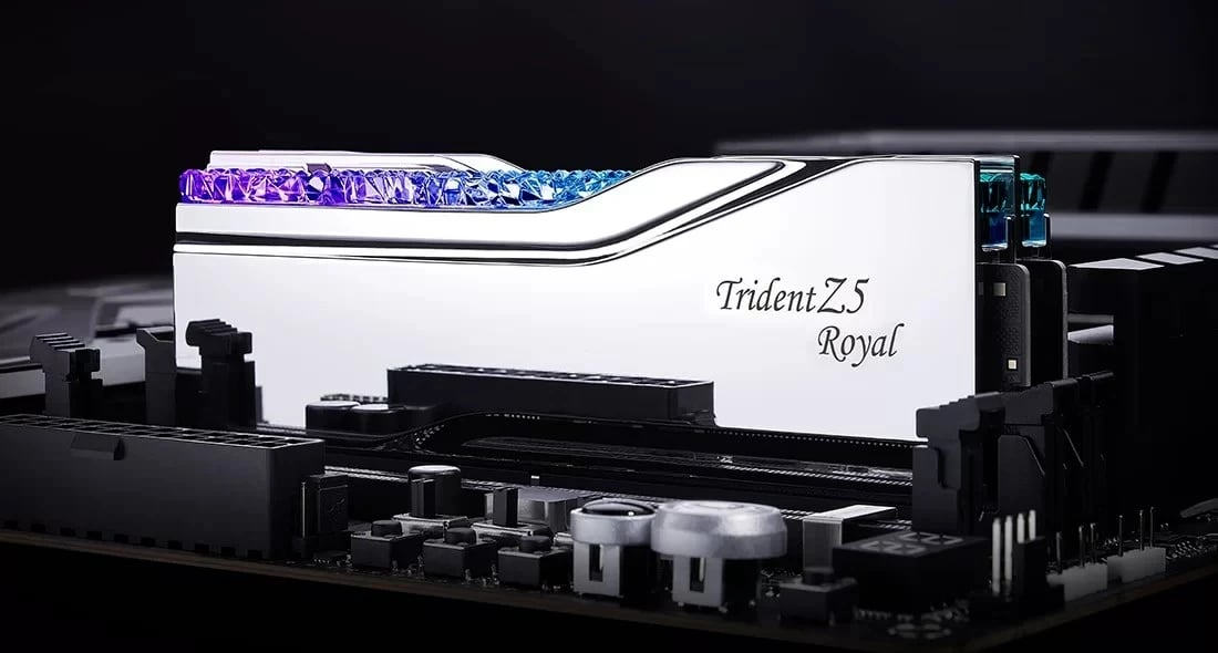 RAM Memorje G.SKILL TRIDENT Z5 ROYAL RGB DDR5 2X16GB 6400MHZ CL30-39