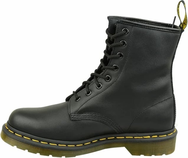 Atlete Dr Martens, të zeza