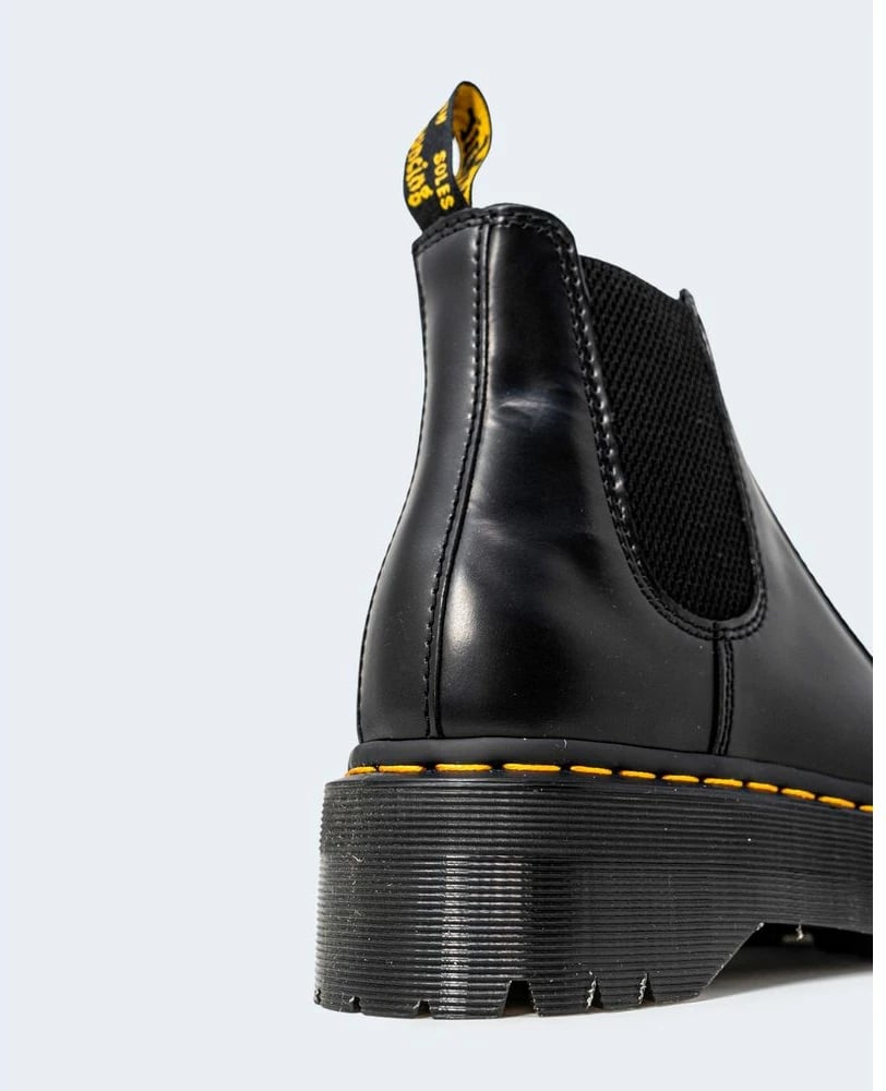 Çizme Dr. Martens për femra, të zeza