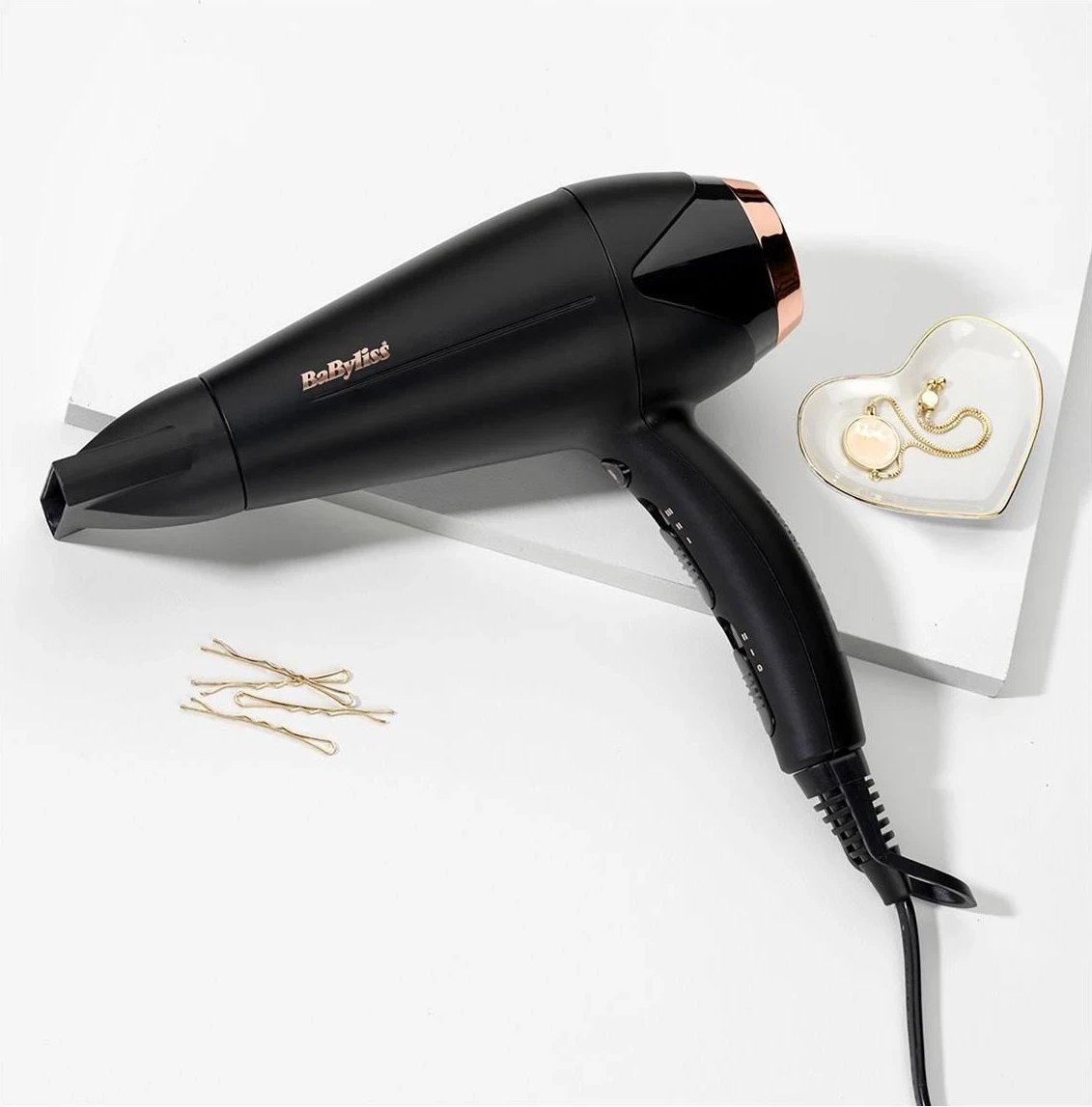 Tharëse flokësh BaByliss D572DE, 2200W, e zezë