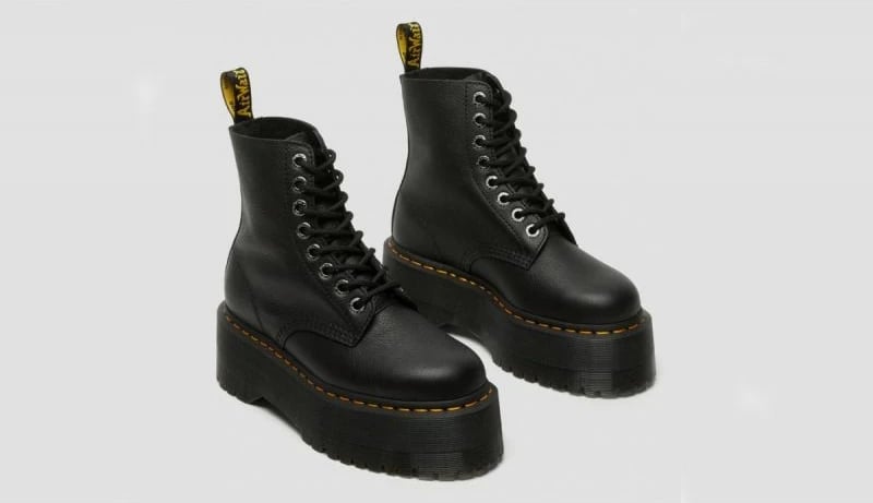 Çizme Dr Martens, të zeza