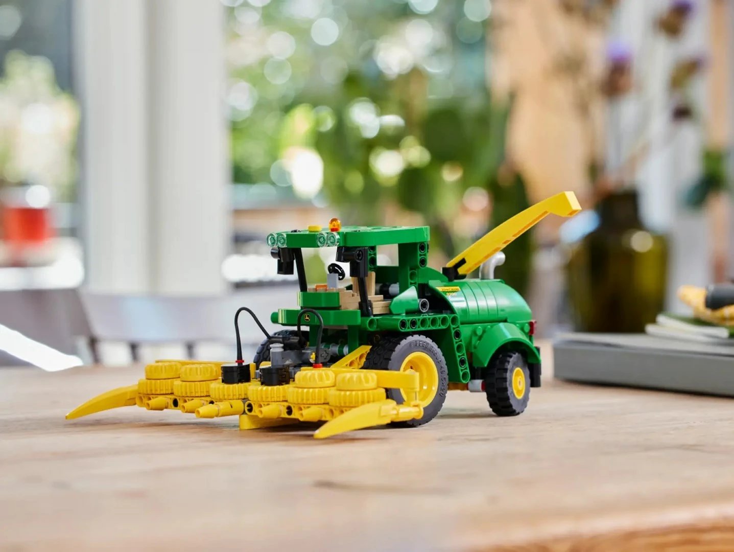 Set Lego Technic John Deere 9700 Forage Harvester