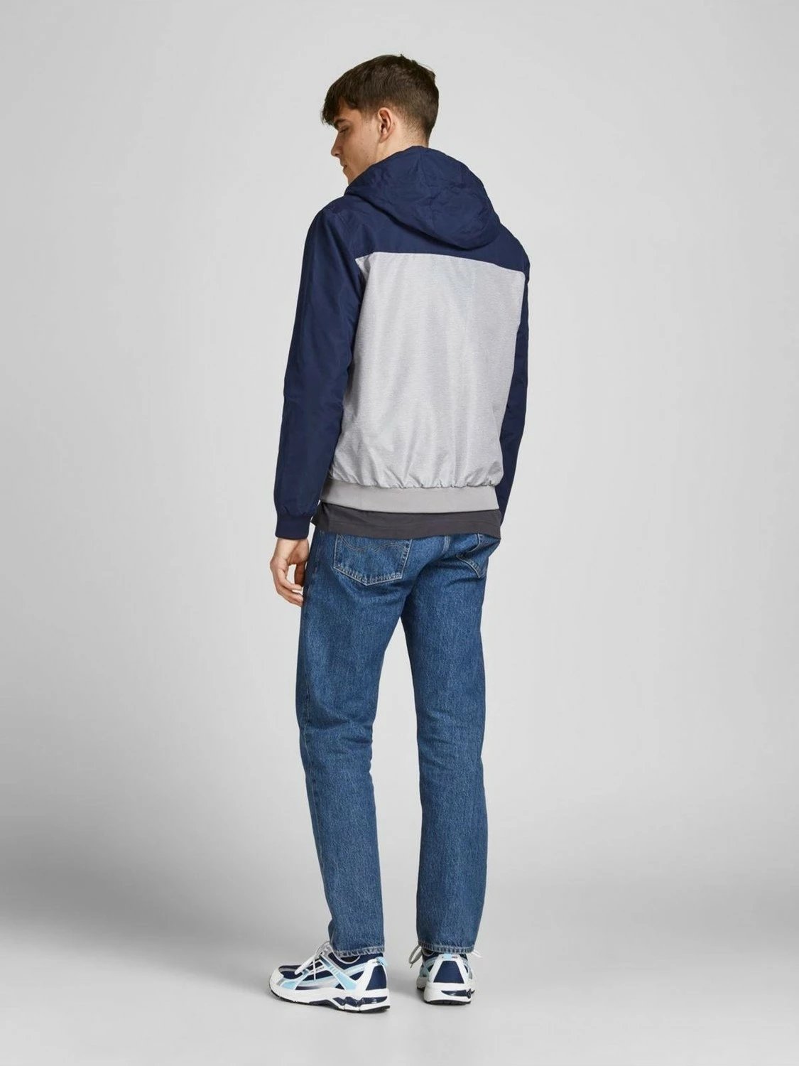 Jakne për meshkuj Jack & Jones Jjerush Blocking Hood Bomber Noos, e kaltër