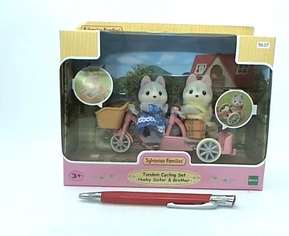 Set lodrash Sylvanian Families, EPOCH, 5637, me figura qenushë husky