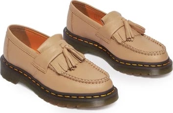 Mocassini për femra Dr. Martens, të bezhët