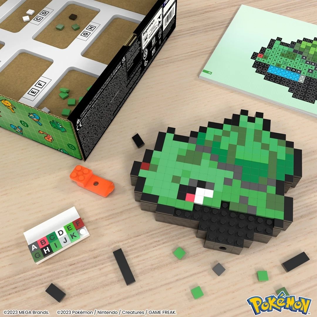 Set ndërtimi MATTEL MEGA Showcase Pokémon Bulbasaur, Plastikë