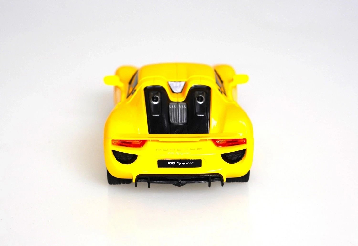 Makina me telekomandë Rastar Porsche 918 Spyder, 1:24, e verdhë