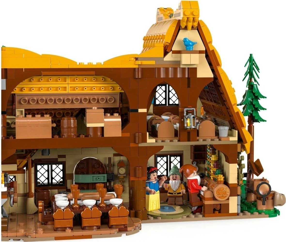 Konstruksion LEGO Disney 43242 Chatka Królewny Śnieżki dhe shtatë xhuxhëve