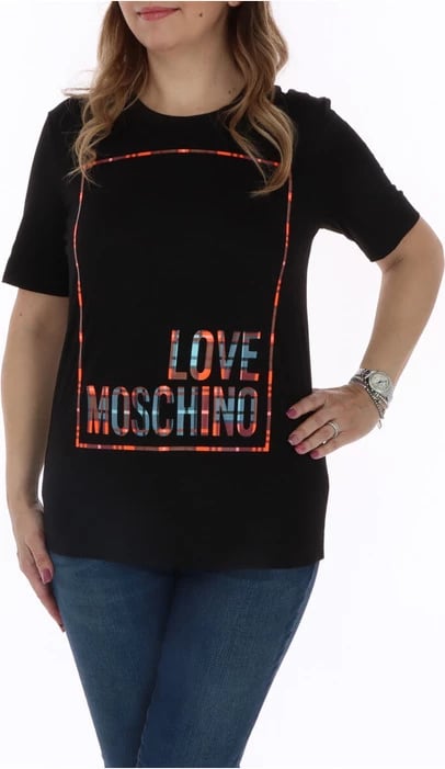 Maicë Love Moschino, për femra