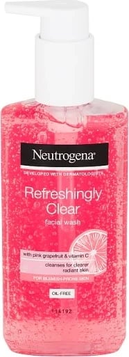 Pastrues për fytyrë Neutrogena Refreshingly Clear, 200ml