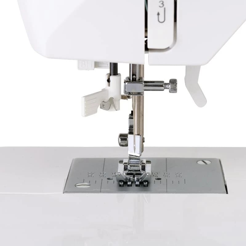 Makine qepëse Singer C5205, e bardhë