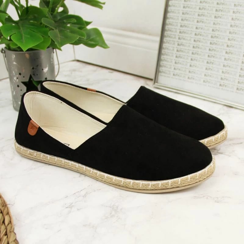 Espadrile slip-on me prerje NEWS W EVE270A për femra, të zeza