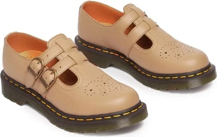 Këpucë për femra Dr. Martens