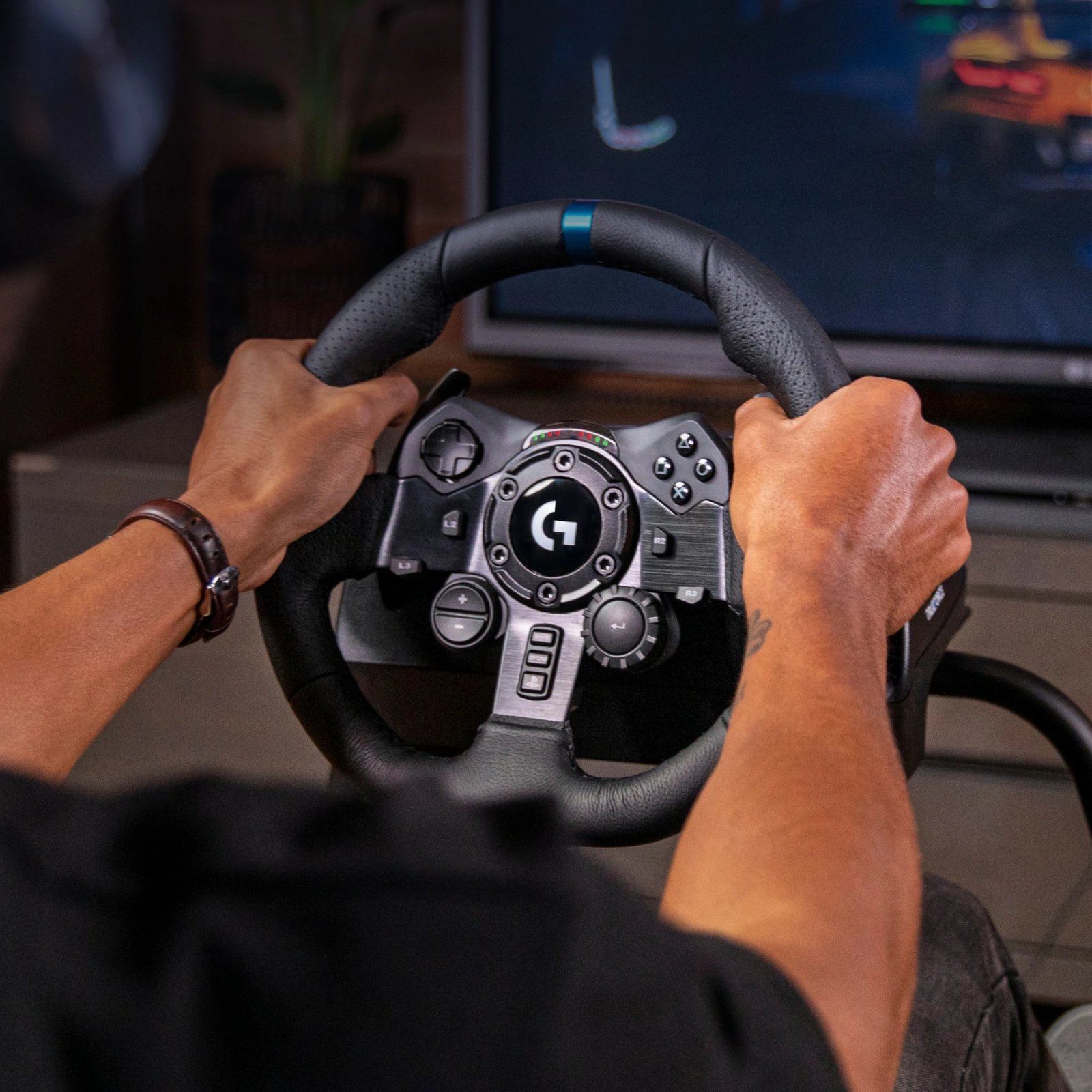 Timoni dhe Pedalet Logitech G G923 për PS5, PS4 dhe PC, Wired, 900°