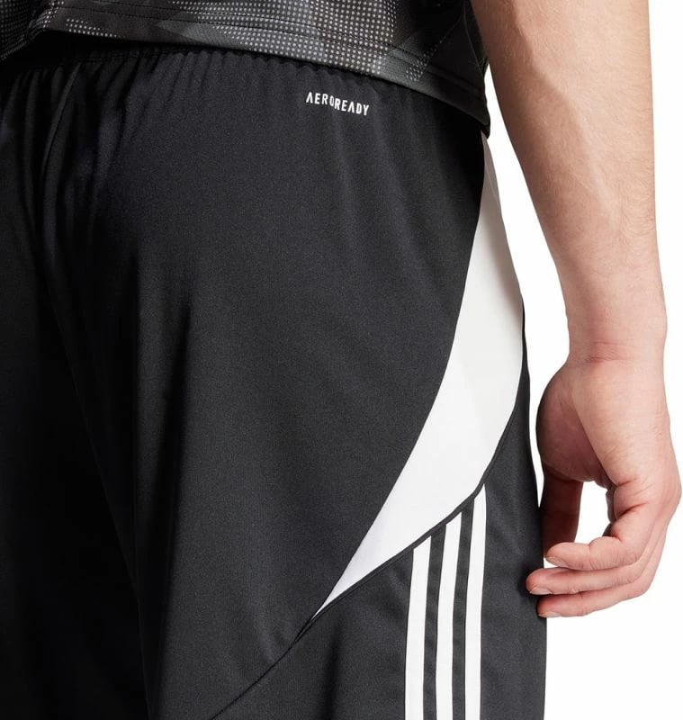 Shorce për meshkuj adidas, të zeza