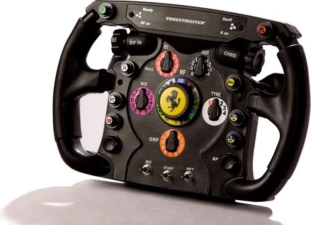 Timoni Thrustmaster Ferrari F1, për PS3 dhe PC