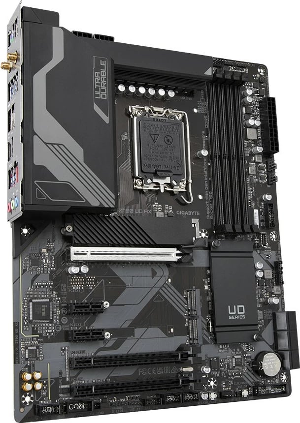 Pllakë amë Gigabyte Z790 UD AX DDR5