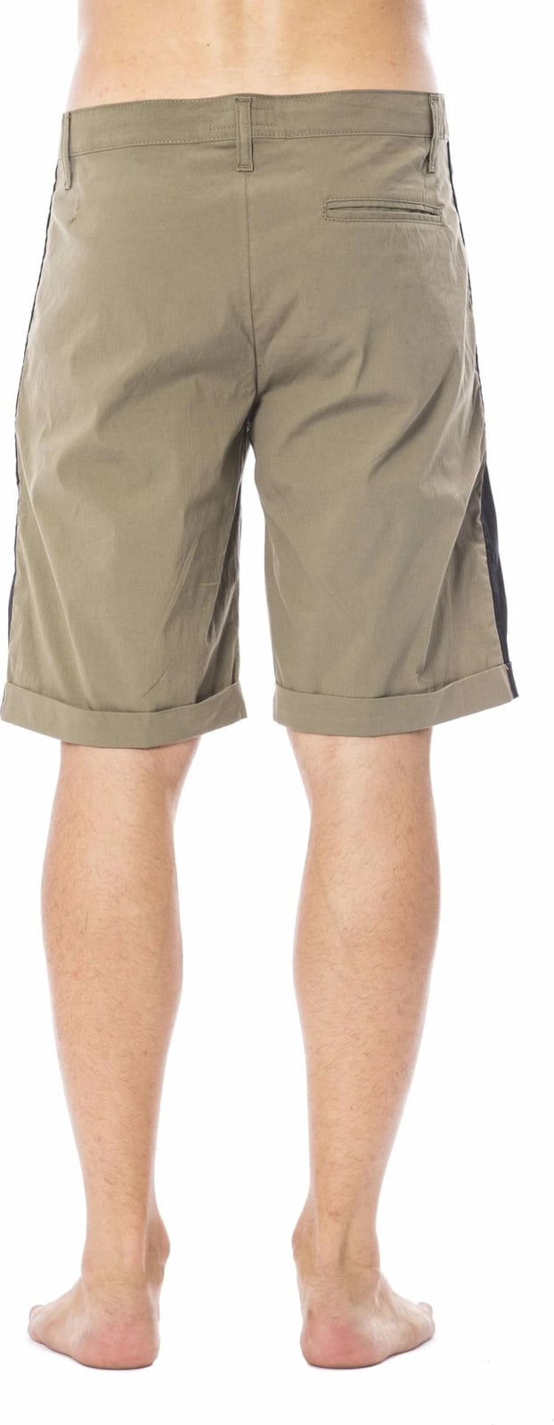 Pantallona të shkurtra për meshkuj Verri