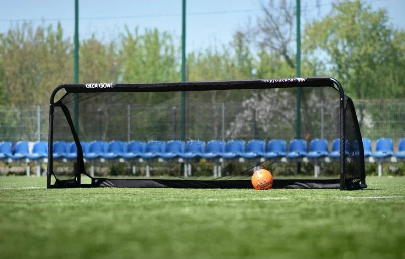 Rrjetë porte futbolli Yakimasport, e zezë