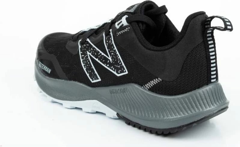 Atlete për femra New Balance FuelCore W WTNTRLB4, të zeza