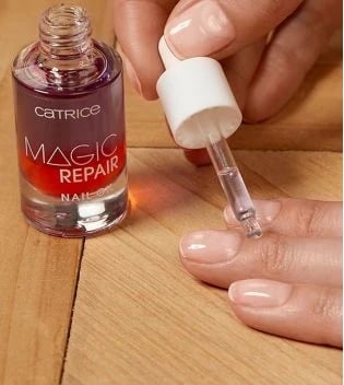 Vaj për thonj Catrice Nail Oil Magic Repair, 8 ml