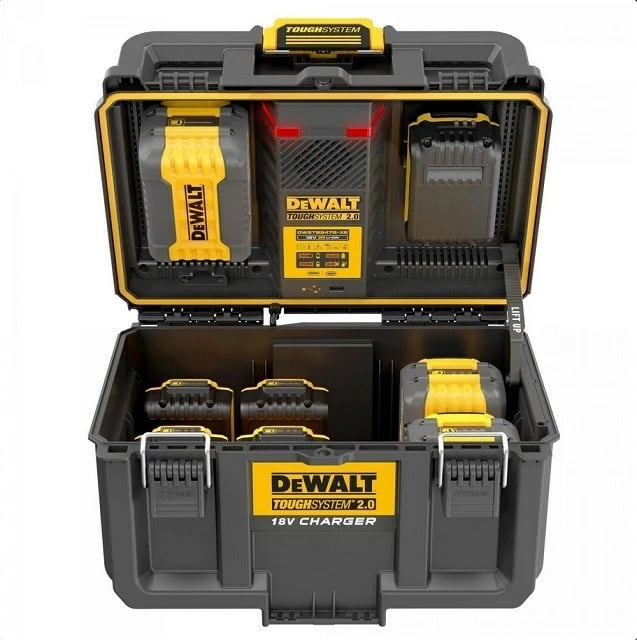 Karikues DeWalt ToughSystem DWST83471, 2x4A, me USB, i zi