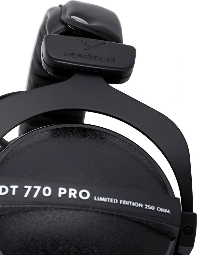 Kufje Beyerdynamic DT 770 Pro, 96dB, të zeza