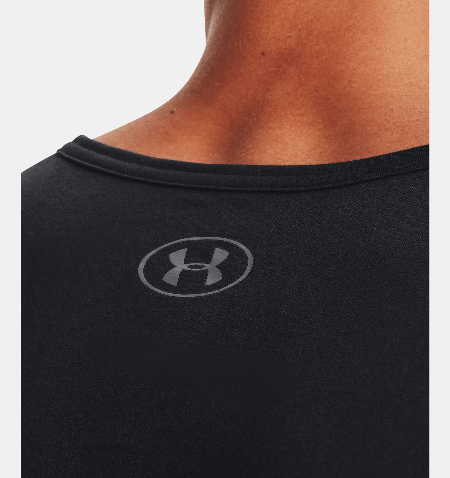 Maicë fitnesi për meshkuj Under Armour, hiri