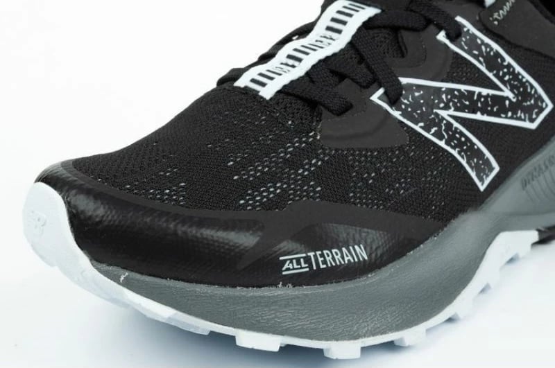 Atlete për femra New Balance FuelCore W WTNTRLB4, të zeza