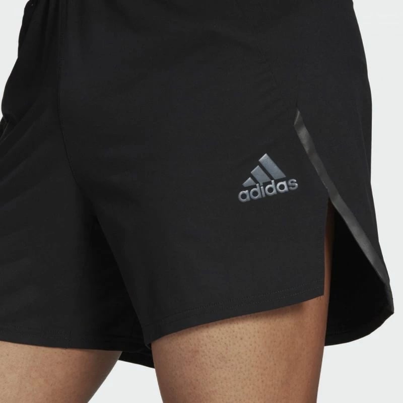 Shorce për vrapim për meshkuj adidas X-City M HF6386, të zeza