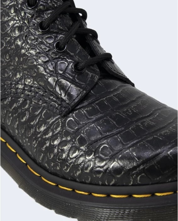 Çizme për femra Dr. Martens, të zeza 