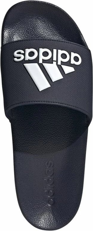 Shapka adidas Adilette GZ3774 për meshkuj, femra dhe fëmijë, ngjyrë blu marin