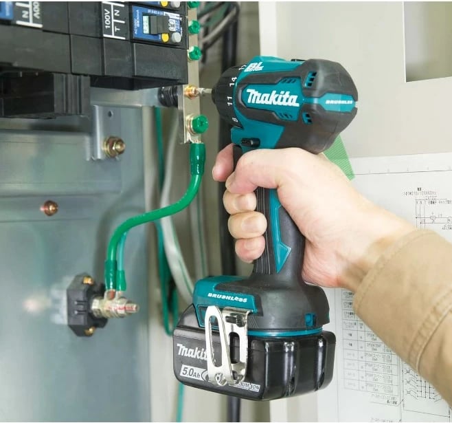 Makita DDF083Z, 1.1 kg, E zezë, Turquoise