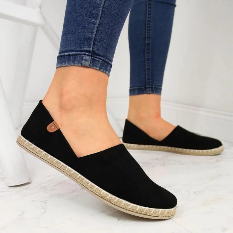 Espadrile slip-on me prerje NEWS W EVE270A për femra, të zeza